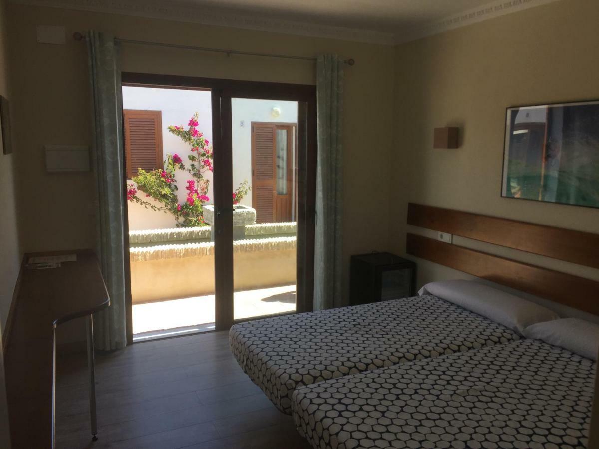Banti Garden Hotel Tarifa Exterior photo